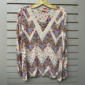 Democracy Women's Floral Blouse - Multicolor